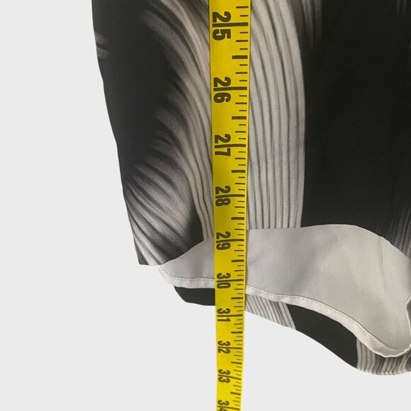 Marciano Tie-Waist Romper White/Black Abstract Print Roll-Tab Sleeves Size 0 - Picture 13 of 13